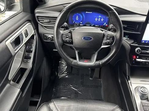 Used 2020 Ford Explorer ST w/ ST High-Performance Pack image 26
