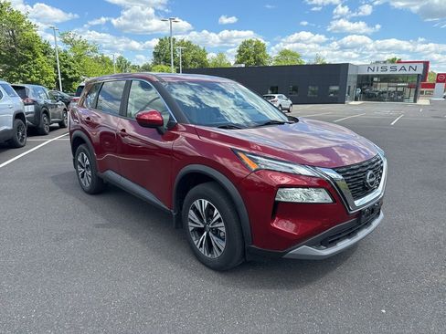 Used 2023 Nissan Rogue SV AWD/4WD image 1