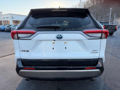 Used 2023 Toyota RAV4 XSE image 12