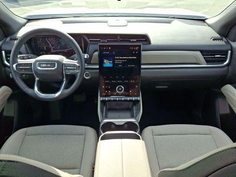 Used 2026 GMC Terrain Elevation image 10