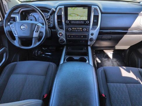 Used 2021 Nissan Titan SV w/ SV Convenience Package image 18