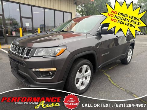 Used 2021 Jeep Compass Latitude image 4