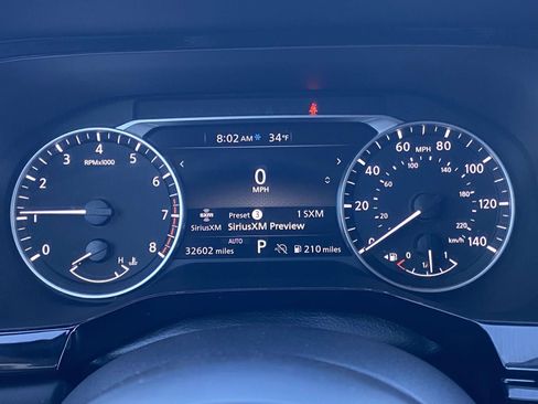 Used 2025 Nissan Pathfinder SV AWD/4WD image 25