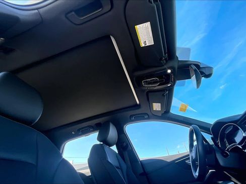 Used 2024 Audi Q7 3.0T Prestige image 14