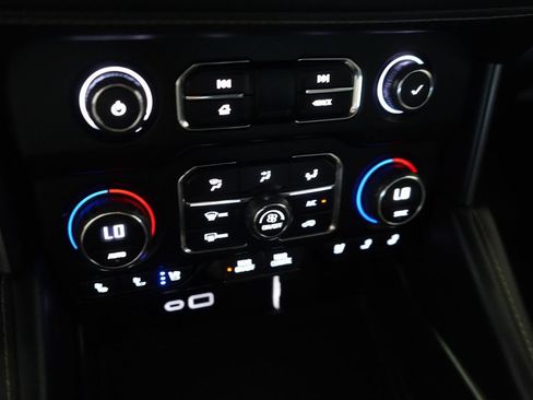 Used 2023 Chevrolet Tahoe Premier RWD image 36