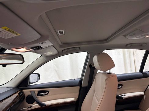 Used 2011 BMW 328i xDrive Sedan image 14