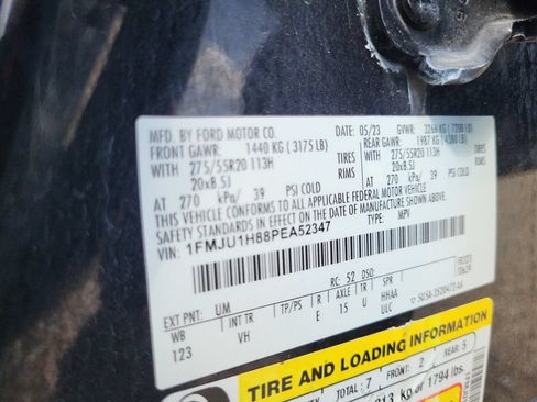 Used 2023 Ford Expedition XLT RWD image 25