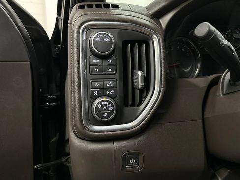 Used 2020 Chevrolet Silverado 1500 LT Trail Boss AWD/4WD image 36