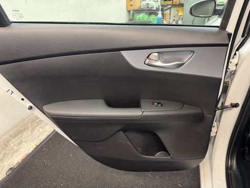 Used 2023 Kia Forte LXS image 16