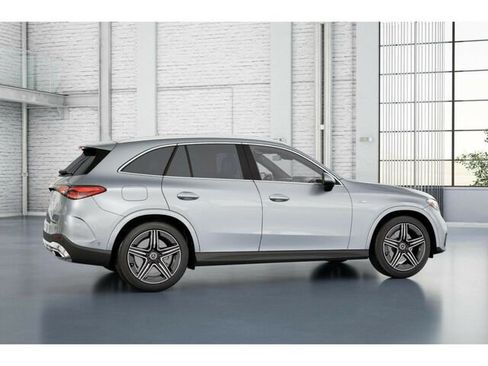 New 2025 Mercedes-Benz GLC 350e 4MATIC image 19