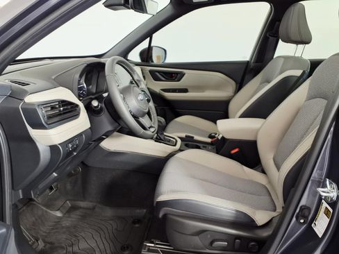 Used 2025 Subaru Forester Premium w/ Convenience Package #1 AWD/4WD image 12
