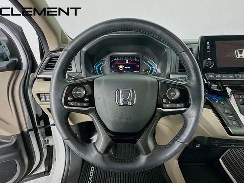 Used 2024 Honda Odyssey Elite image 14