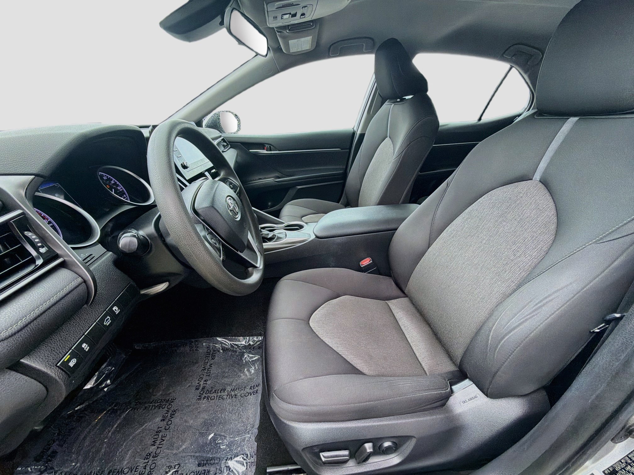 Used 2021 Toyota Camry LE FWD image 13