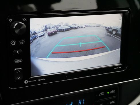 Used 2017 Toyota Corolla iM image 28