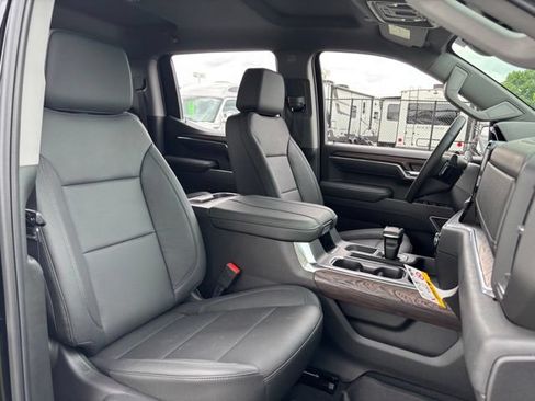 New 2026 GMC Sierra 1500 SLT w/ SLT Premium Package AWD/4WD image 33