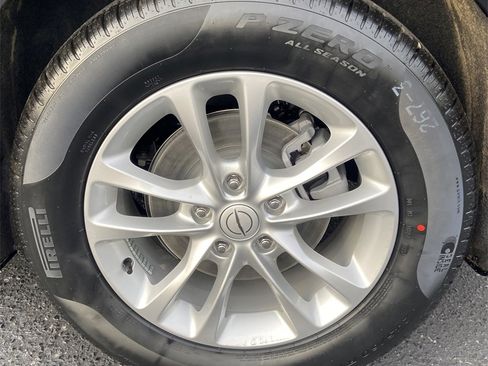 New 2026 Chrysler Pacifica Select image 10