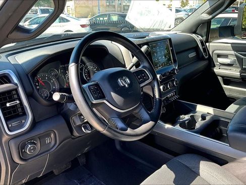 Used 2021 RAM 2500 Big Horn w/ Night Edition AWD/4WD image 14