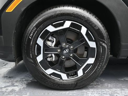 Used 2025 Hyundai Santa Fe SE image 11