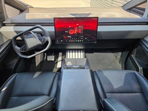Used 2024 Tesla Cybertruck Cyberbeast AWD/4WD image 13