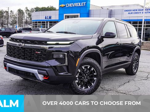 Used 2026 Chevrolet Traverse Z71 image 3