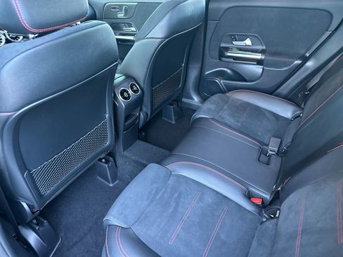 Certified 2022 Mercedes-Benz GLA 250 image 13