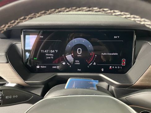 New 2026 GMC Acadia Denali w/ Super Cruise Package AWD/4WD image 4