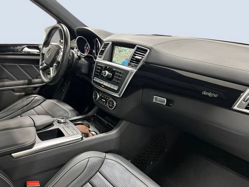 Used 2015 Mercedes-Benz GL 63 AMG 4MATIC image 11