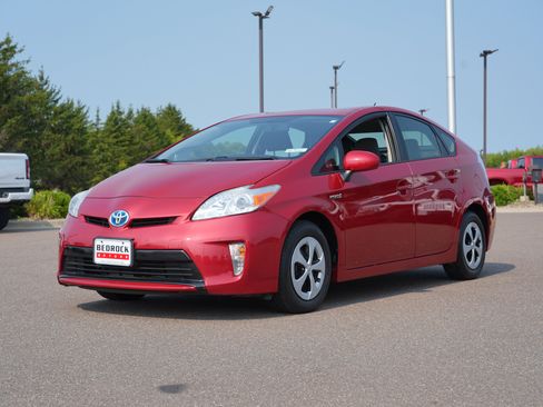 Used 2012 Toyota Prius Two FWD image 7