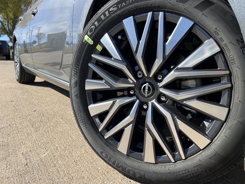 New 2025 Nissan Altima 2.5 SV image 7