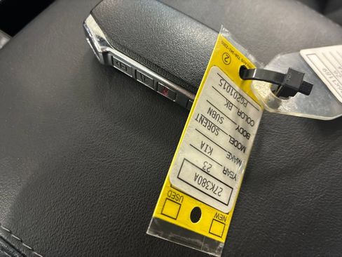 Certified 2023 Kia Sorento SX AWD/4WD image 33