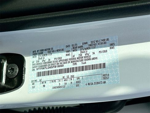 Used 2025 Ford F150 Platinum image 32