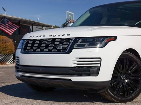Used 2018 Land Rover Range Rover HSE image 30