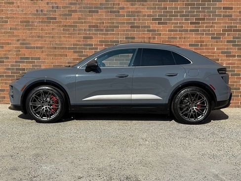 New 2025 Porsche Macan Turbo Electric AWD/4WD image 2