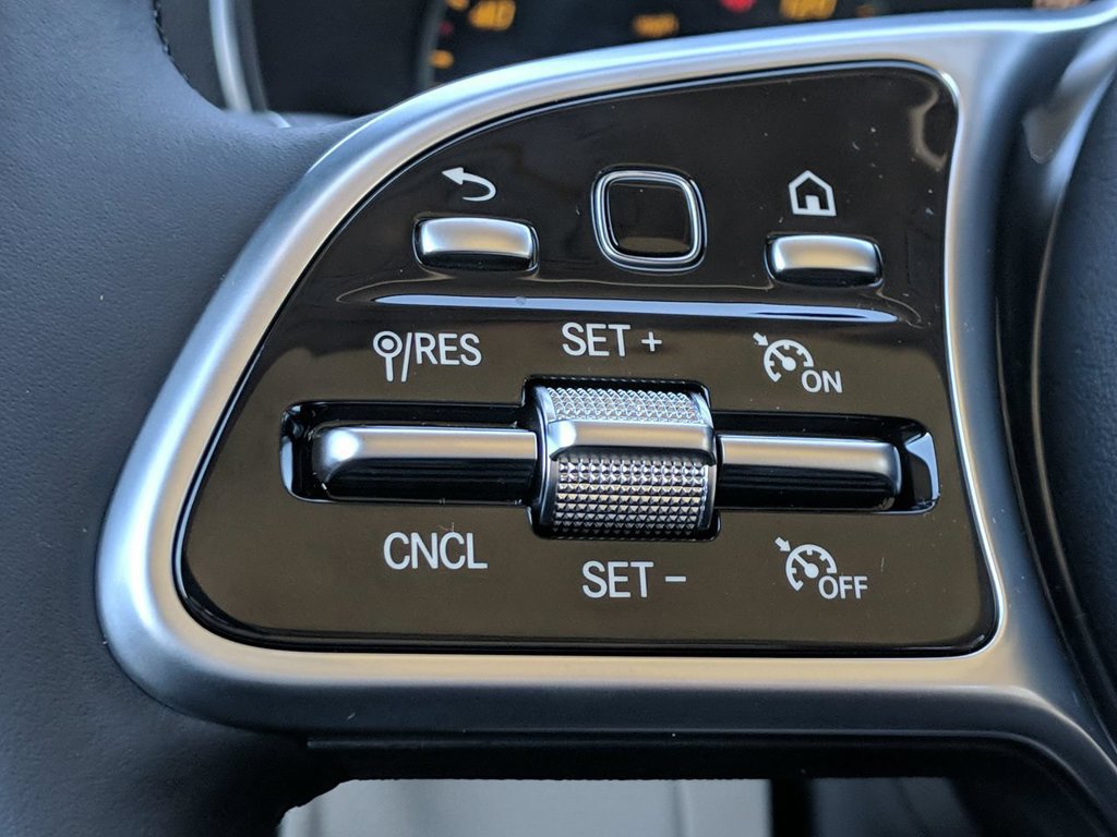 Used 2021 Mercedes-Benz GLC 300 image 22
