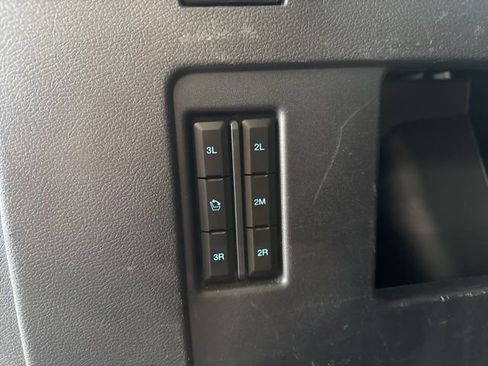 Used 2024 Ford Expedition Max Limited image 9