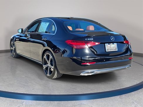 Used 2022 Mercedes-Benz C 300 Sedan image 8