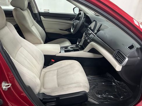 Used 2020 Honda Accord EX image 13
