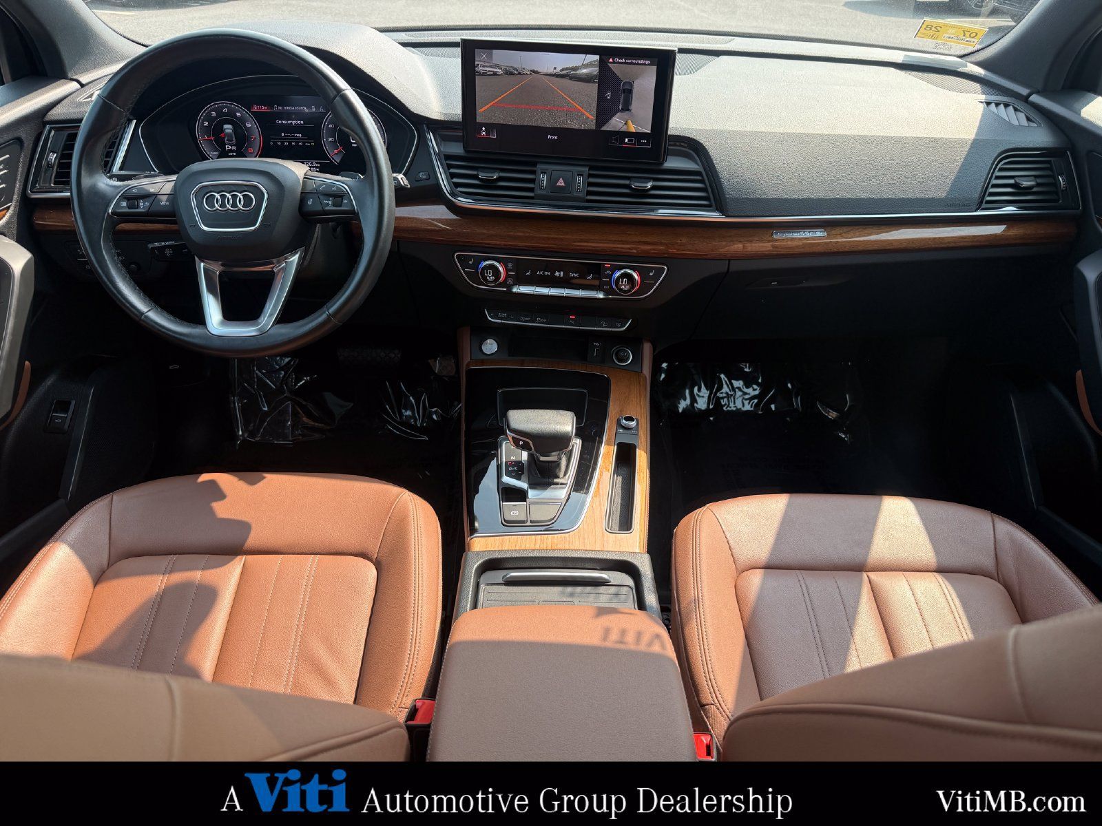 Used 2021 Audi Q5 2.0T Premium Plus w/ Premium Plus Package AWD/4WD image 2