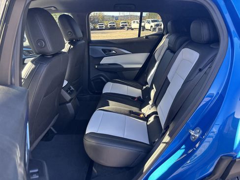 New 2026 Chevrolet Equinox EV LT image 23