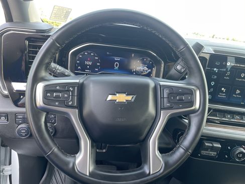 Used 2025 Chevrolet Silverado 3500 LT w/ All Star Edition AWD/4WD image 10