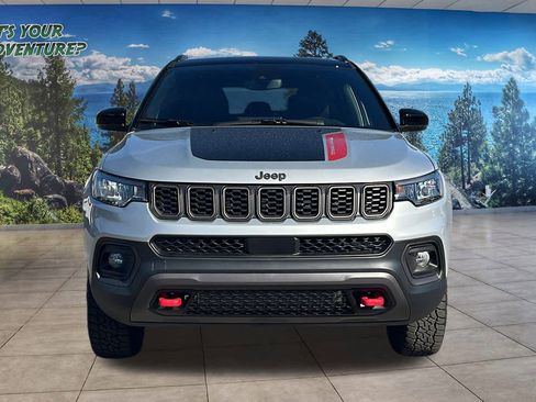New 2026 Jeep Compass Trailhawk image 2