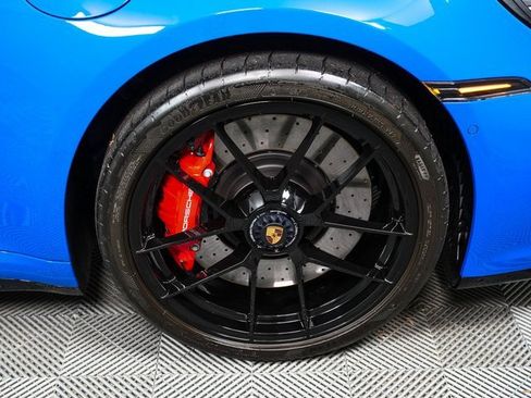 Certified 2025 Porsche 911 Carrera 4 GTS image 33