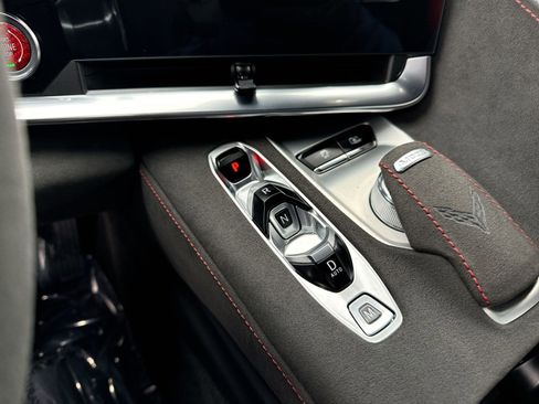 Used 2023 Chevrolet Corvette Stingray Premium Conv w/ Z51 Performance Package image 22