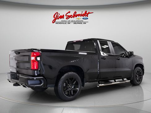 Used 2023 Chevrolet Silverado 1500 RST w/ Z71 Off-Road Package AWD/4WD image 6
