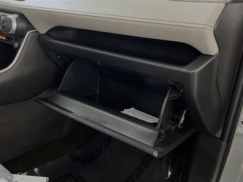 Used 2023 Toyota RAV4 XLE FWD image 35