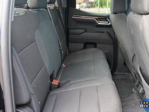 Used 2024 Chevrolet Silverado 1500 RST AWD/4WD image 19