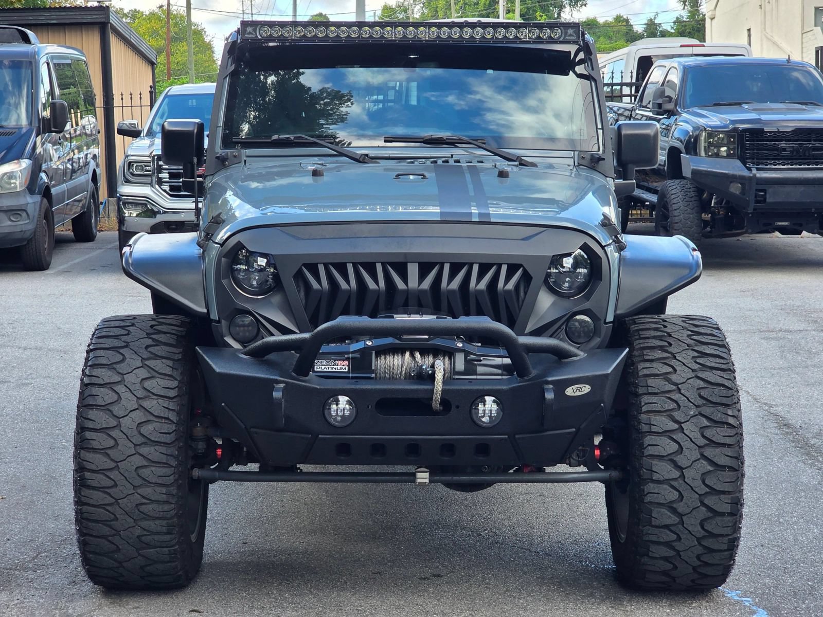 Used 2014 Jeep Wrangler Unlimited Sahara w/ Connectivity Group AWD/4WD image 10