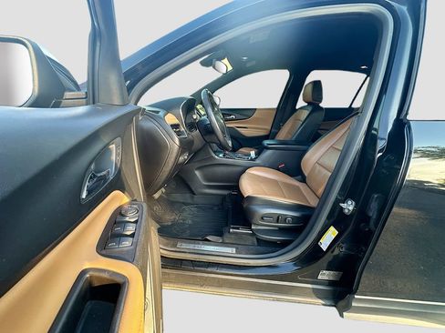 Used 2019 Chevrolet Equinox Premier image 12