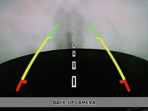 Used 2018 Jeep Grand Cherokee Altitude image 5