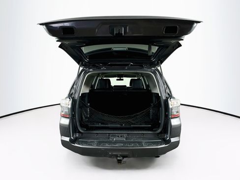 Used 2015 Toyota 4Runner SR5 RWD image 27